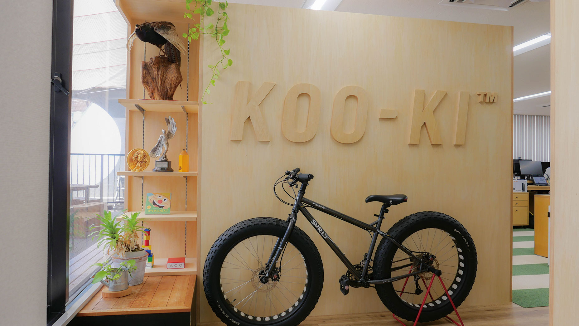 福岡オフィス_1